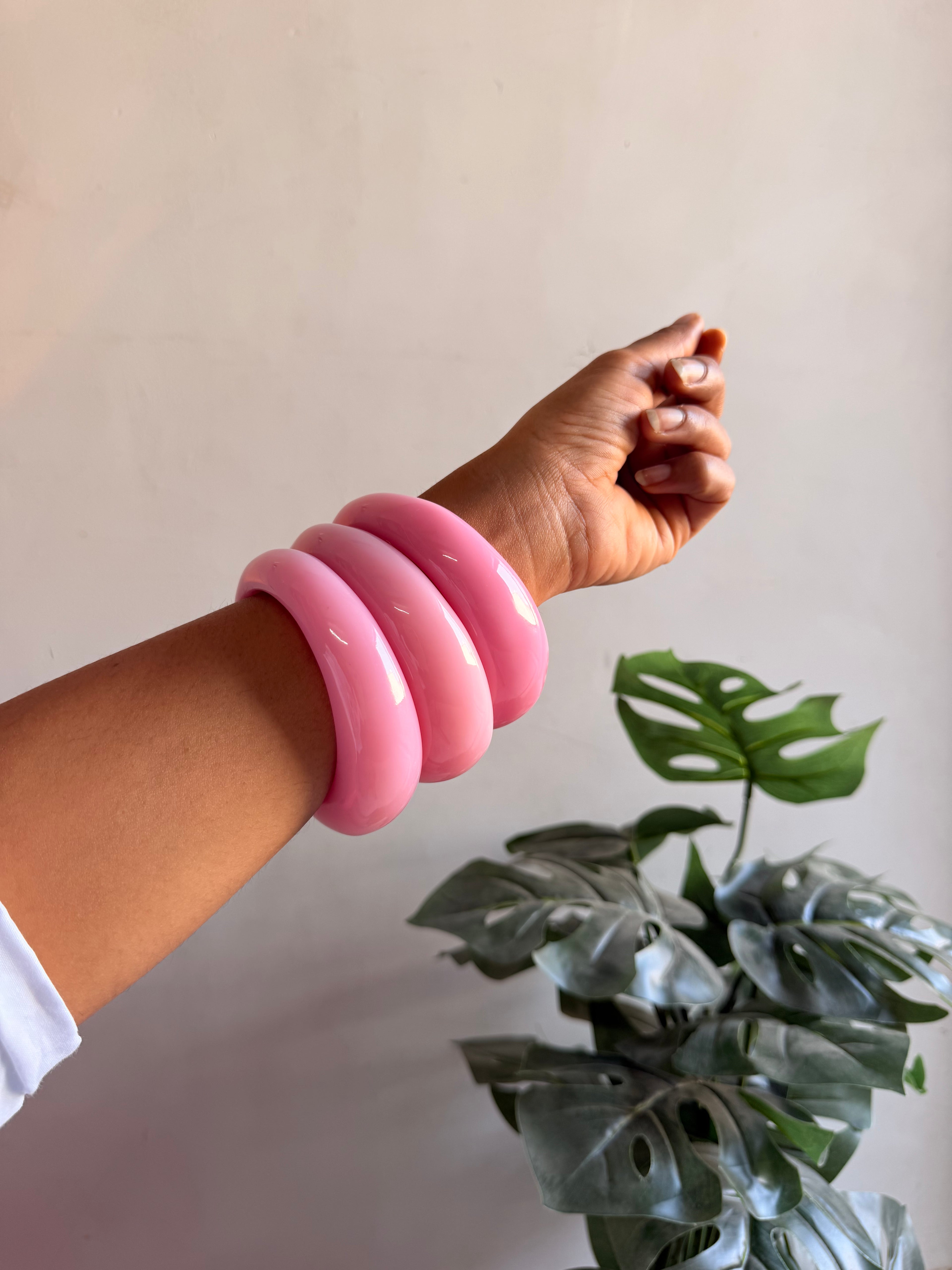 Candy resin bangle (Stack of 4)
