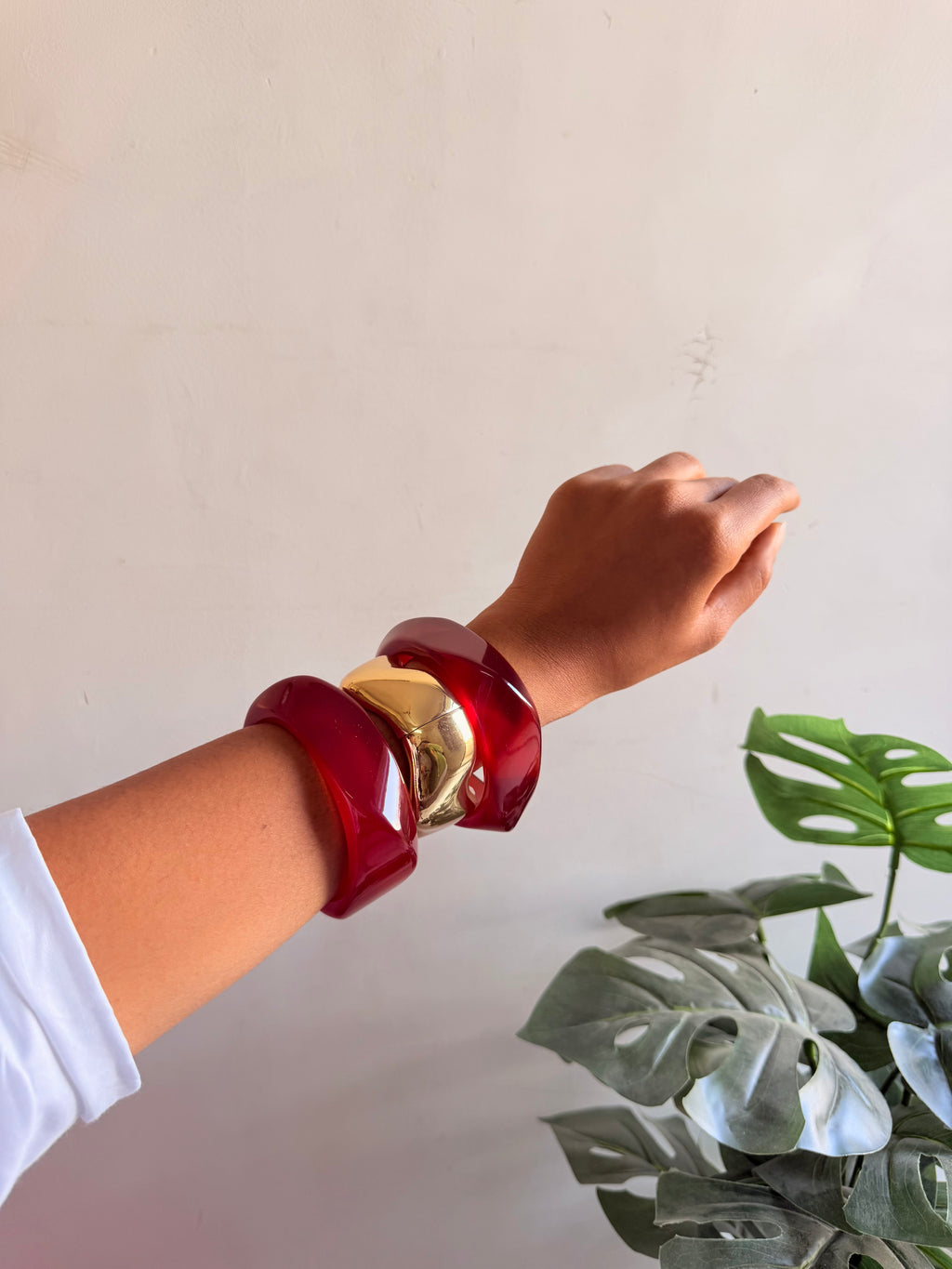 Rose resin bangle