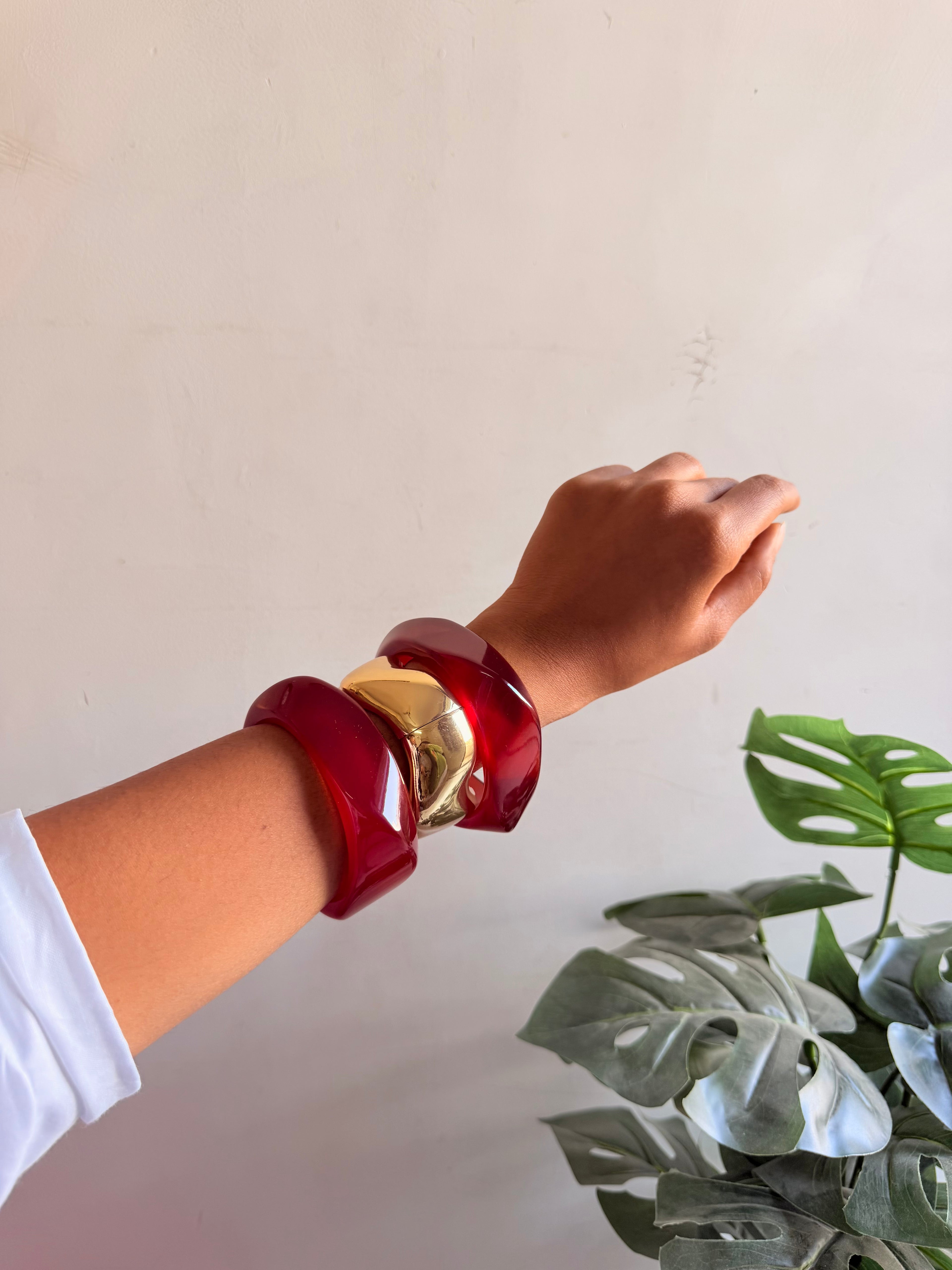 Rose resin bangle